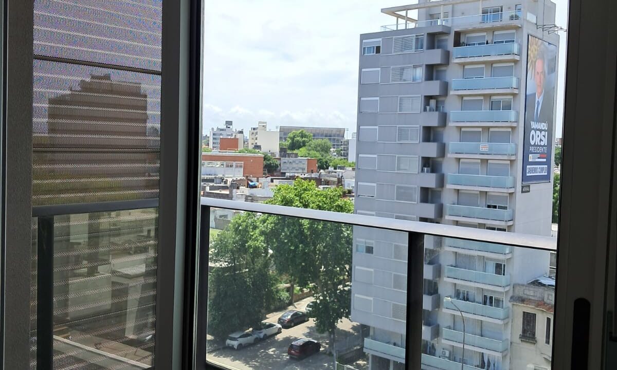 b0d65776-d45e-43bb-985c-8558362dd31c