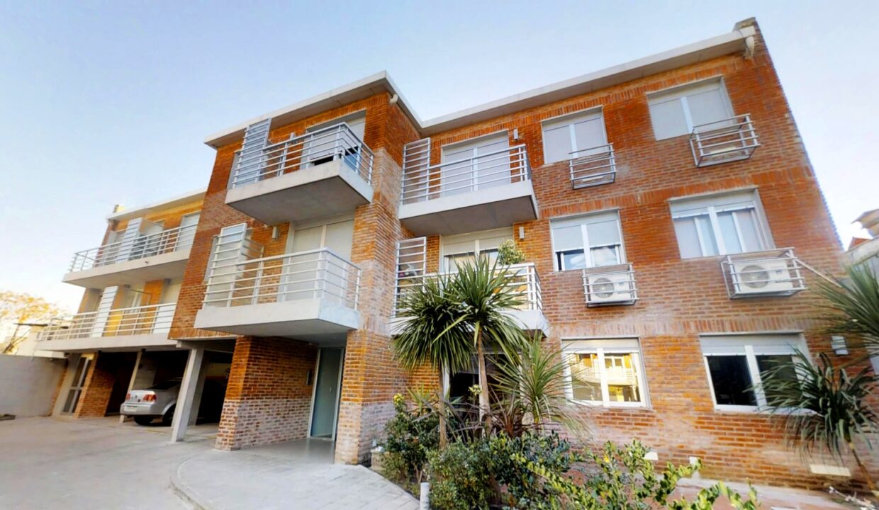 81228b63-cfe7-4420-bdf6-6b52f50f0c58