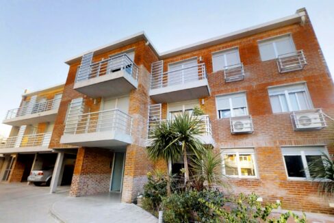 81228b63-cfe7-4420-bdf6-6b52f50f0c58