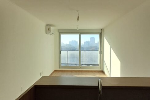 93d77890-e3e9-4d22-a8f1-27d6876a8e36