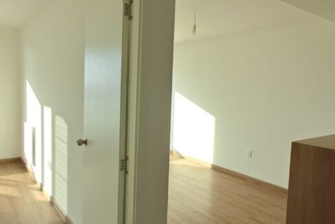 9c011fcd-31b4-4395-8d4f-0c6085554c38