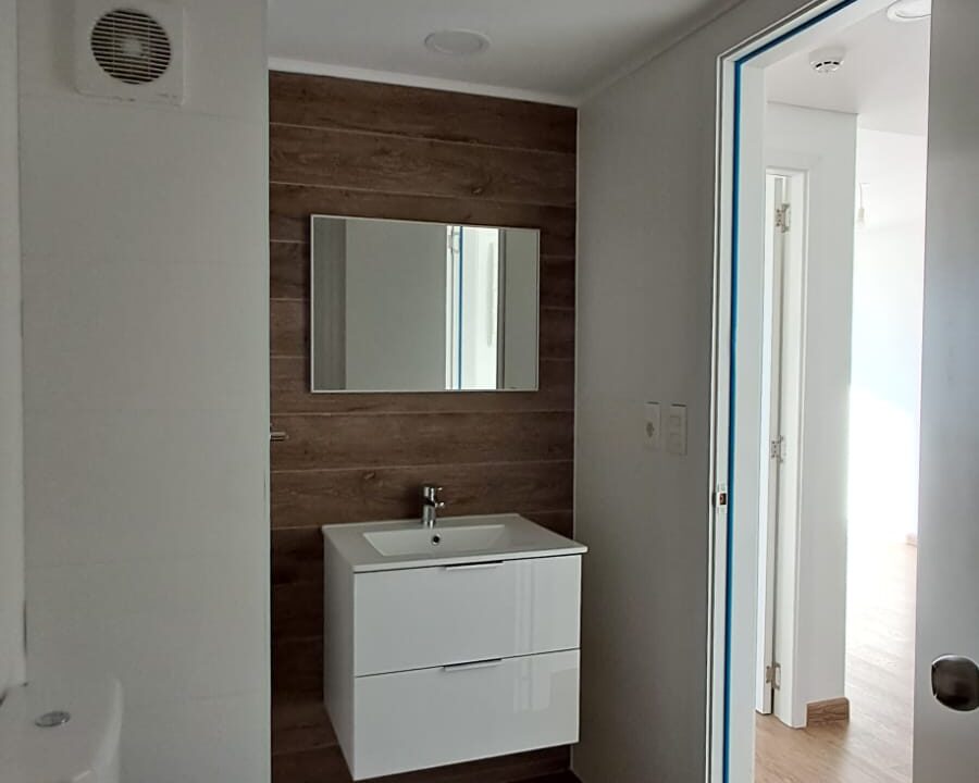 a7766272-448f-4cf7-bc85-6799f6cb5576