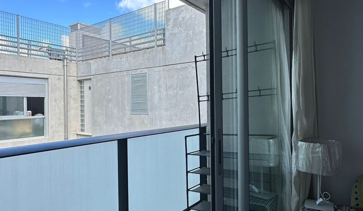 c8985195-cf83-4542-a72d-6165929d82b9