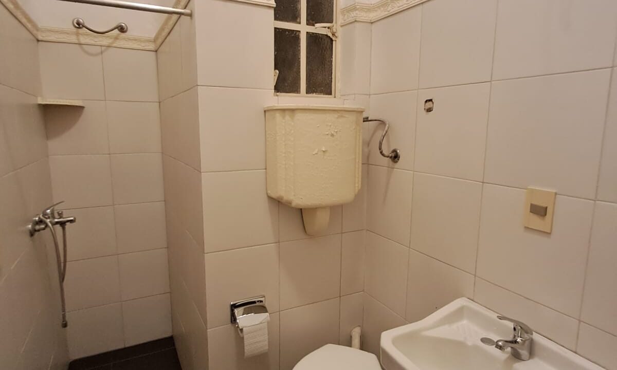 7c104ccf-d9d7-4175-9681-712c080e01fd